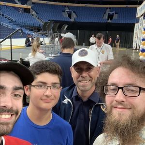 Meet your Posher, Carter